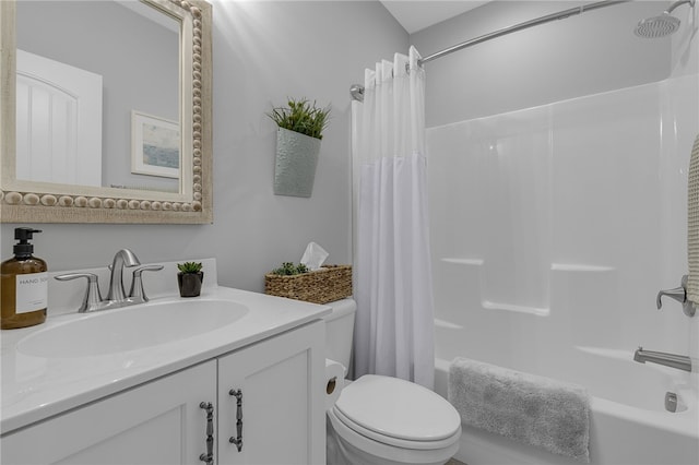 914 Blue Moon St, Taylors, SC 29687 - bathroom featuring vanity and shower / bathtub combination with curtain