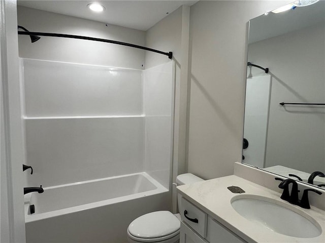 109 Sunrise Ct Unit Sun0005, Anderson, SC 29625 - bathroom with vanity and bathing tub / shower combination