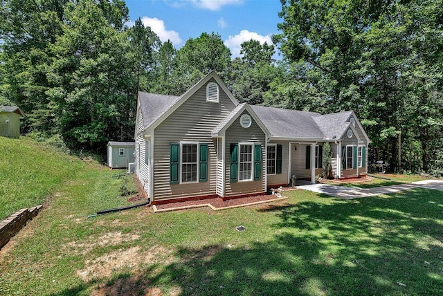 433 Den Ridge Dr, Walhalla, SC 29691 - view of front of property with a front lawn, a shed, and roof with shingles