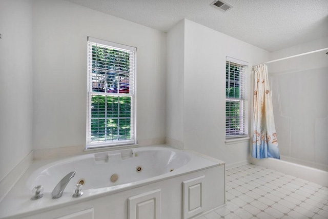 433 Den Ridge Dr, Walhalla, SC 29691 - full bathroom with a jetted tub, curtained shower, and a textured ceiling