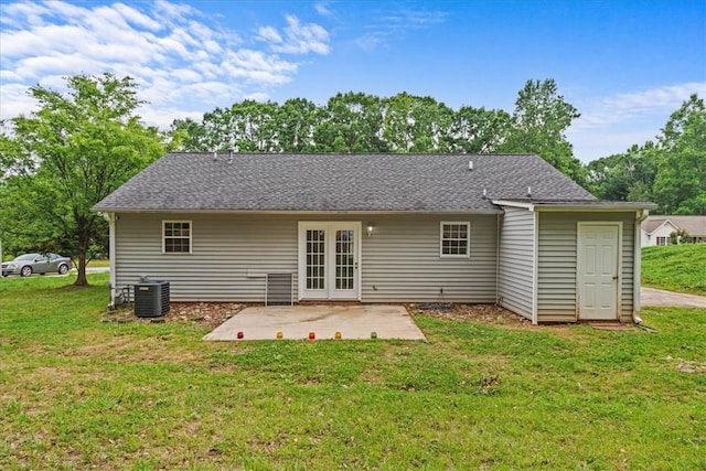 544 Holly Run Ct, Spartanburg, SC 29303 - rear view of property featuring a patio and a lawn