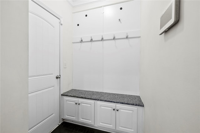 100 Dartford Ct, Easley, SC 29642 - view of mudroom
