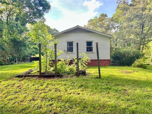 114 Bonnie Brae Ln, Walhalla, SC 29691 - view of property exterior featuring a lawn