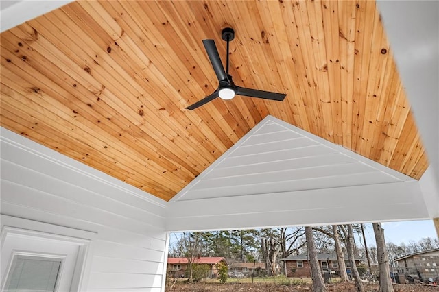 114 Hillcrest Cir, Anderson, SC 29624 - detailed view of a ceiling fan