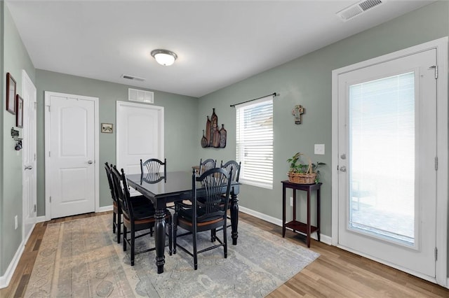 131 Colonial Walk, Pickens, SC 29671 - dining space featuring light wood-type flooring and baseboards