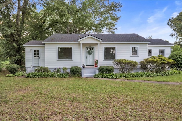 513 Shiloh Rd, Seneca, SC 29678 - ranch-style home with a front yard and roof with shingles