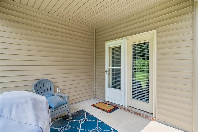 137 Golden Eagle Ln, Anderson, SC 29621 - doorway to property featuring a patio area