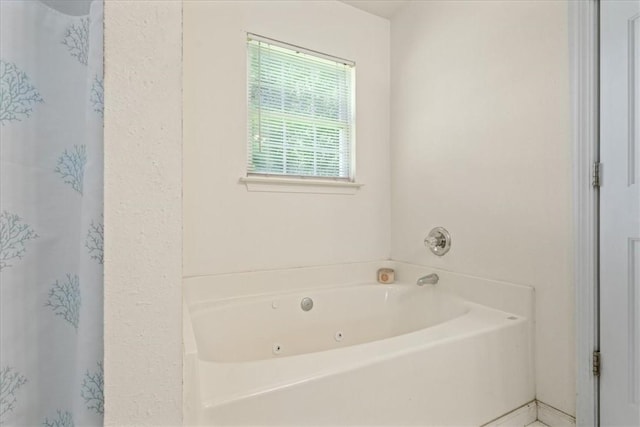 433 Shore Line Dr, Anderson, SC 29626 - full bathroom with a whirlpool tub