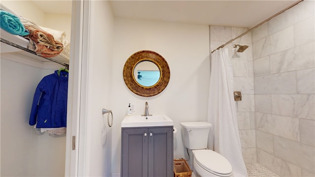 203 Ashley Rd, Clemson, SC 29631 - full bathroom with vanity and tiled shower