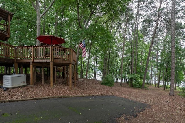 227 E Clearwater Shores Rd, Fair Play, SC 29643 - view of yard with a deck