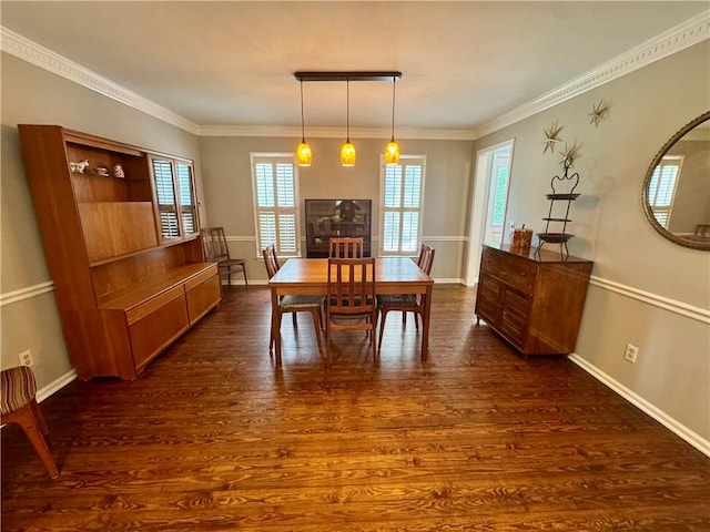 203 Catawbah Rd, Clemson, SC 29631 - dining area with dark wood finished floors and crown molding
