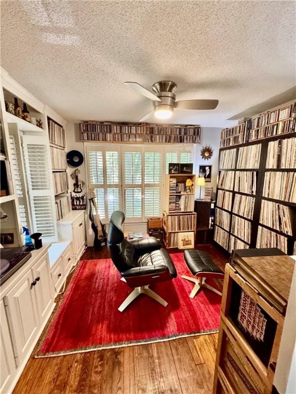 203 Catawbah Rd, Clemson, SC 29631 - living area featuring a textured ceiling, a ceiling fan, and wood finished floors