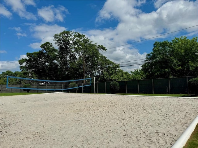 209 Calhoun St Unit 402, Clemson, SC 29631 - view of home's community with volleyball court