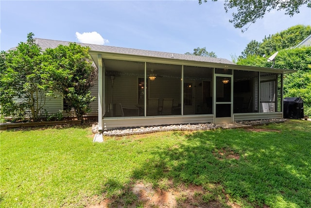 318 Weeping Willow Dr, Seneca, SC 29672 - rear view of property featuring a sunroom, a yard, and a shingled roof