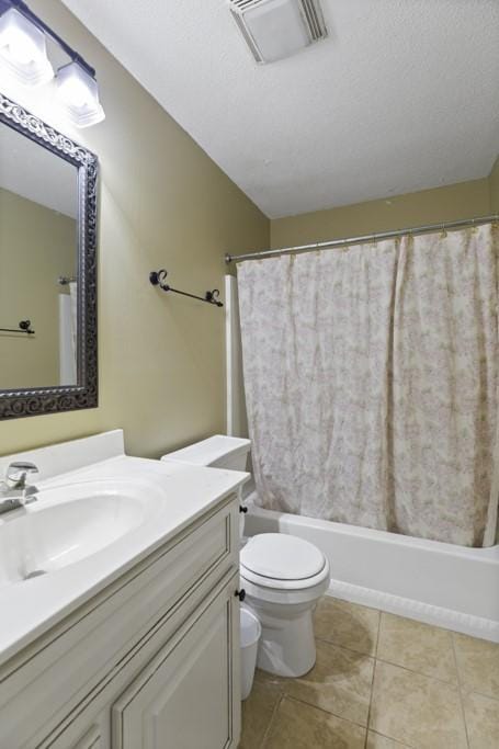 118 Nonna Ln, Seneca, SC 29678 - bathroom featuring vanity, shower / bath combo, and tile patterned flooring