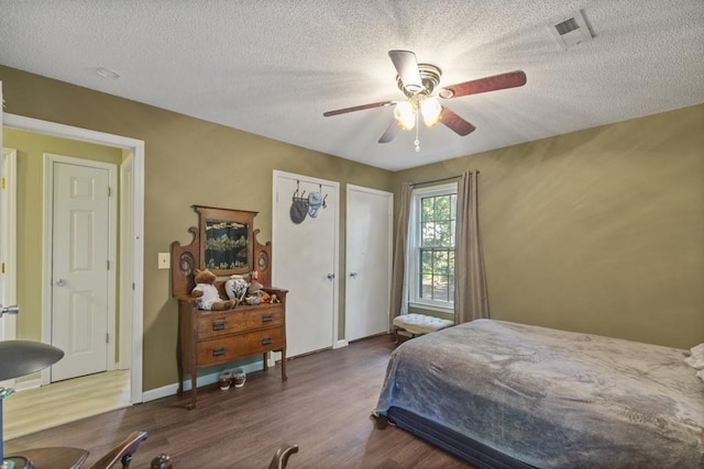 118 Nonna Ln, Seneca, SC 29678 - bedroom with wood finished floors, a textured ceiling, and ceiling fan