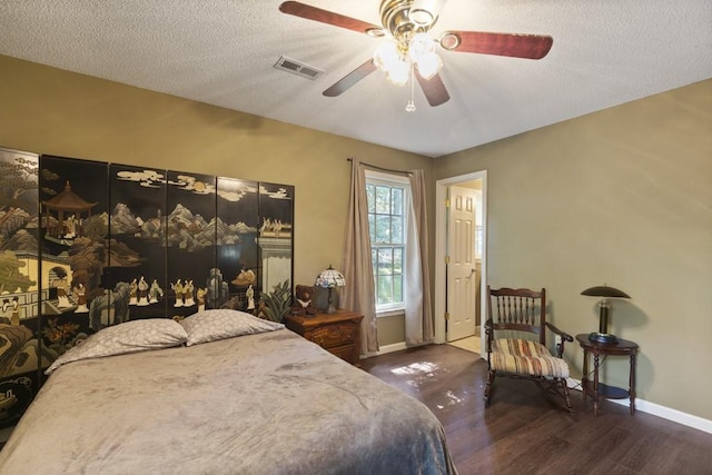 118 Nonna Ln, Seneca, SC 29678 - bedroom with wood finished floors, ceiling fan, and a textured ceiling