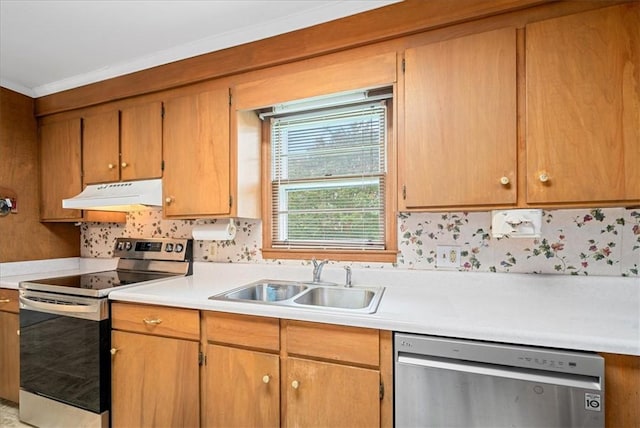 200 Camille St, Easley, SC 29642 - kitchen with appliances with stainless steel finishes, under cabinet range hood, light countertops, and tasteful backsplash