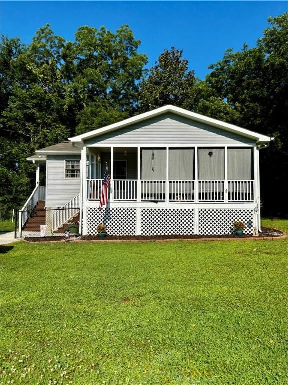 1430 W Main St, West Union, SC 29696 - view of front facade featuring a front yard