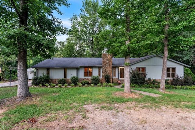 4214 Hembree Creek Rd, Anderson, SC 29625 - ranch-style home with a chimney and a front lawn
