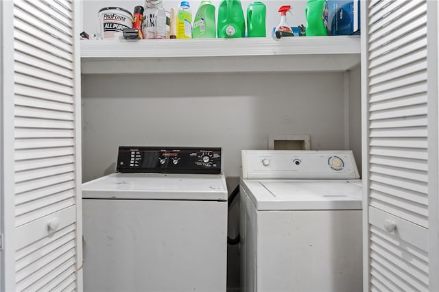 805 Cooley Bridge Rd, Pelzer, SC 29669 - laundry room featuring separate washer and dryer