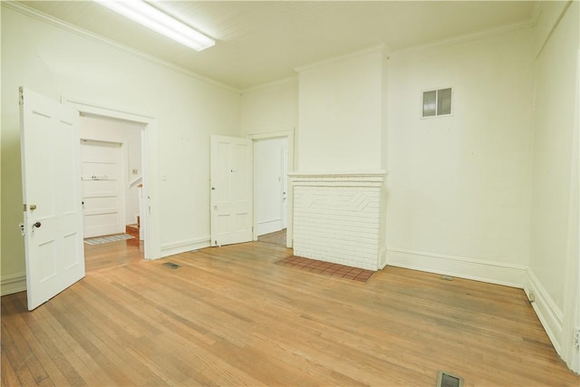 200 W N 1st St, Seneca, SC 29678 - empty room with light wood-type flooring and ornamental molding