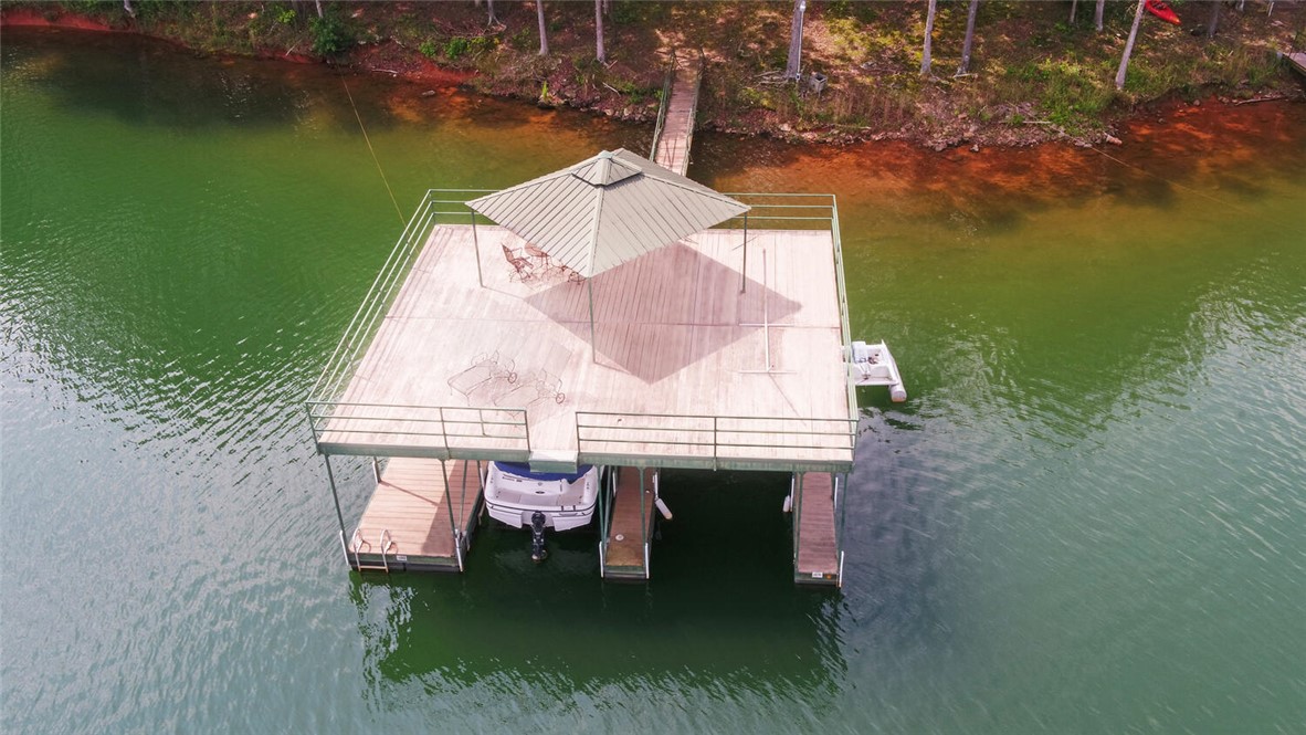 210 Rosewood Cir, Hartwell, GA 30643 - dock featuring a water view
