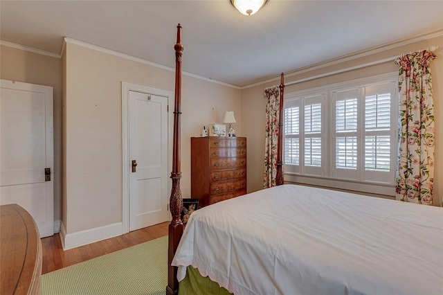 118 Glenwood Ave, Anderson, SC 29625 - bedroom with wood finished floors and crown molding