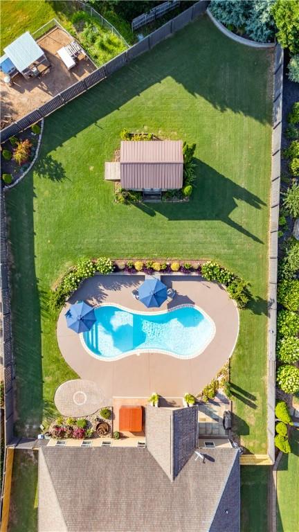 2444 Poole Rd, Greer, SC 29650 - bird's eye view of a pool area