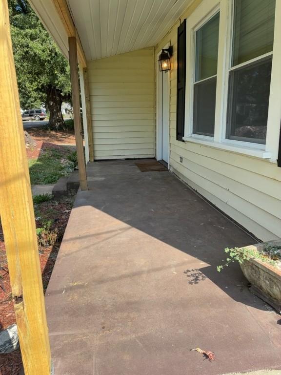 715 Delia St, Anderson, SC 29624 - view of patio / terrace