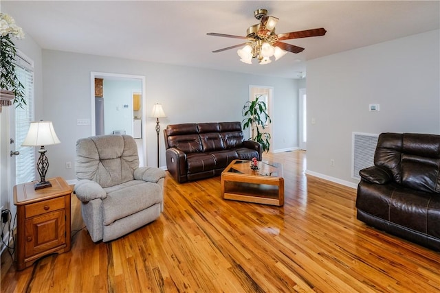 100 Crosscreek Dr, Anderson, SC 29621 - living area featuring light wood-style floors and ceiling fan