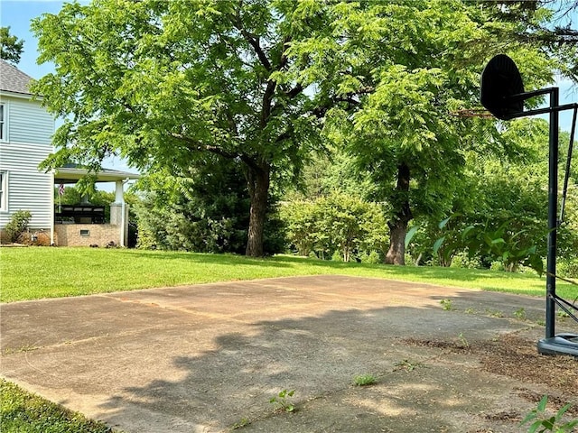 251 W Mcelhaney Rd, Taylors, SC 29687 - view of grassy yard