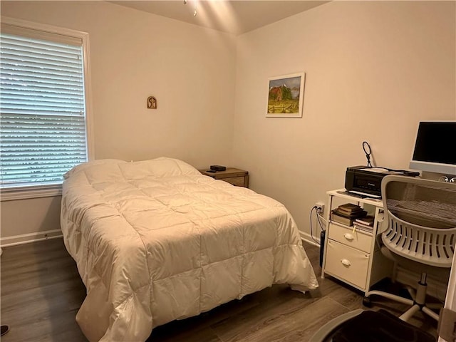 118 Branch St, Walhalla, SC 29691 - bedroom with dark wood-style floors and a desk