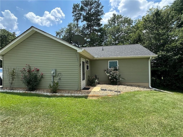 118 Branch St, Walhalla, SC 29691 - rear view of house with a yard and a shingled roof