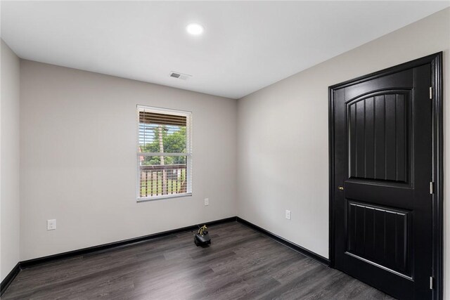 108 Hunter St, Anderson, SC 29625 - unfurnished room with dark wood-style flooring and recessed lighting