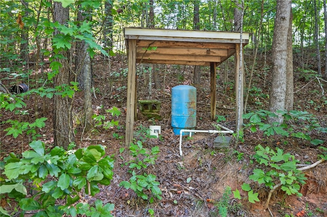 323 Indian Trl, Salem, SC 29676 - exterior view of a water pressure tank