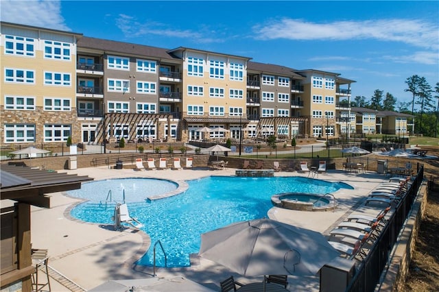 13500 Clemson Blvd Unit 1201Ab, Seneca, SC 29678 - view of swimming pool featuring a pool with connected hot tub and a patio