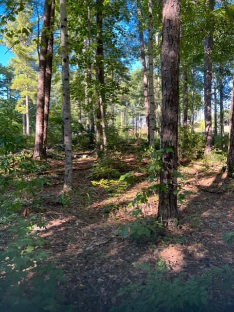 216 Harbor Point Rd, Seneca, SC 29672