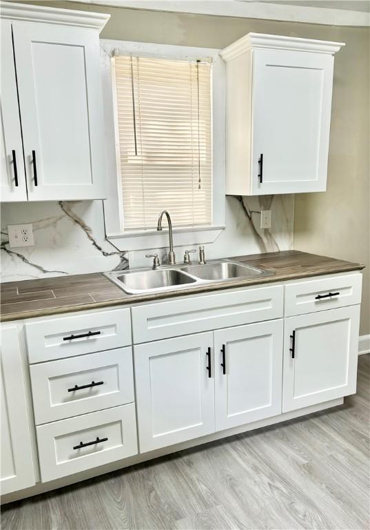 206 Henry M Turner St, Abbeville, SC 29620 - photo 2