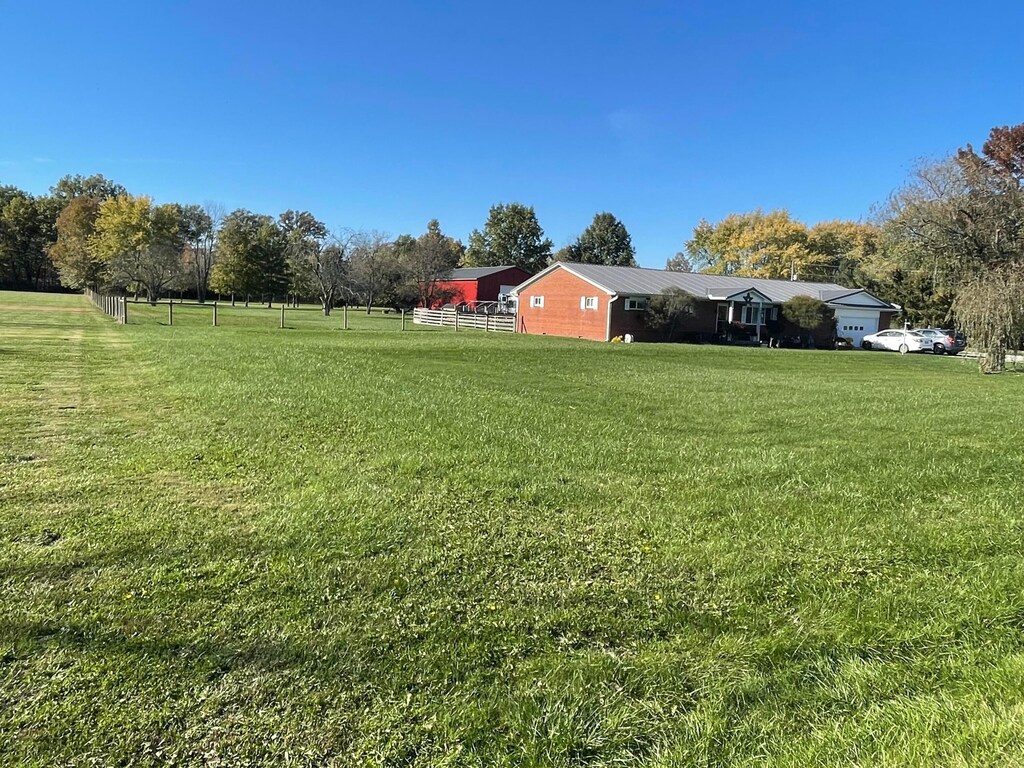 10621 Lockbourne Eastern Rd, Ashville, OH 43103 - photo 2
