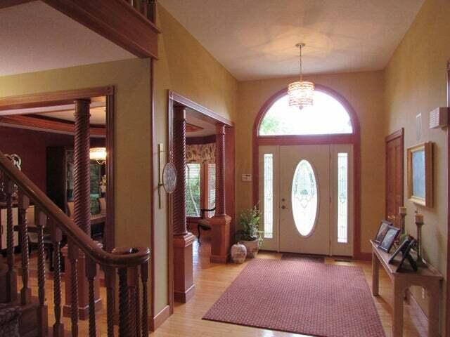 foyer entrance featuring light hardwood / wood-style flooring