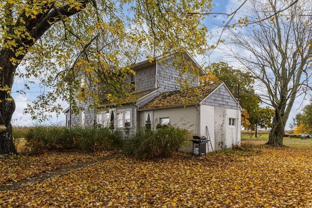 view of home's exterior