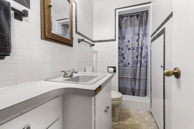 bathroom featuring a shower with shower curtain, vanity, toilet, and tile walls