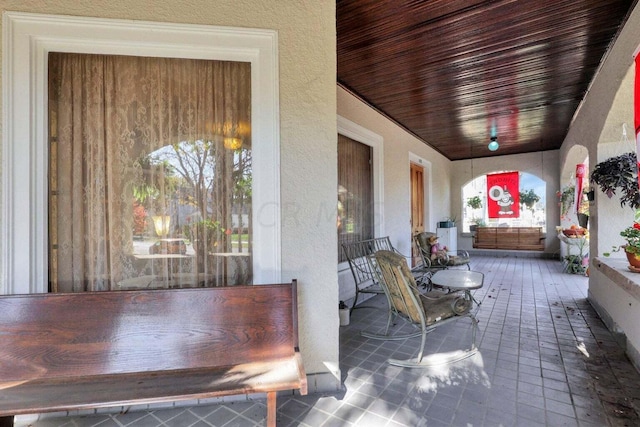 view of patio / terrace with covered porch