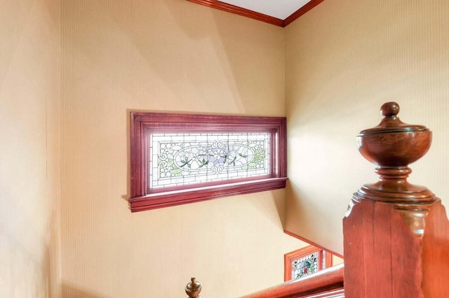 room details featuring crown molding