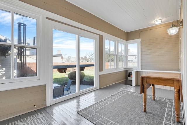 view of sunroom / solarium