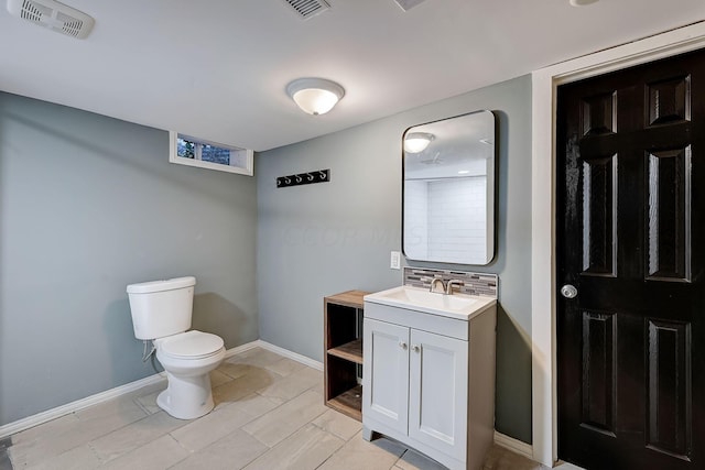 1468 E Whittier St, Columbus, OH 43206 - bathroom with vanity and toilet