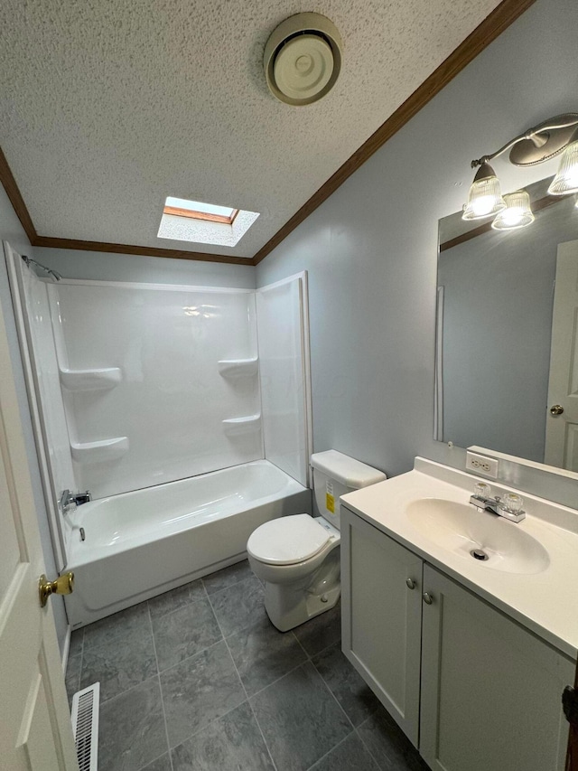 full bathroom with a textured ceiling, lofted ceiling with skylight, shower / bathtub combination, and ornamental molding