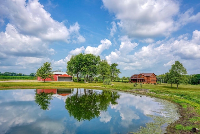 view of water feature