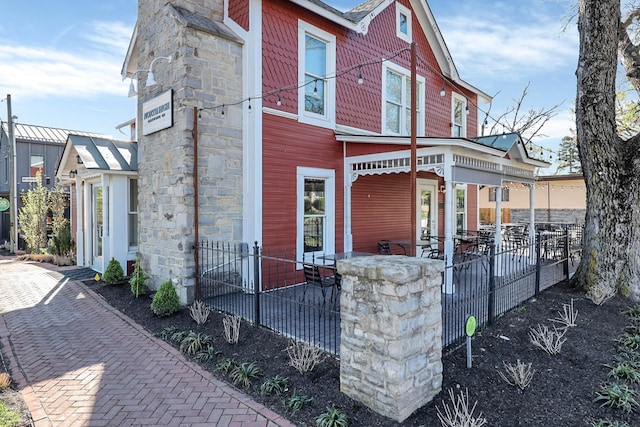 6730 Dublin Rd, Dublin, OH 43017 - view of property exterior with a porch